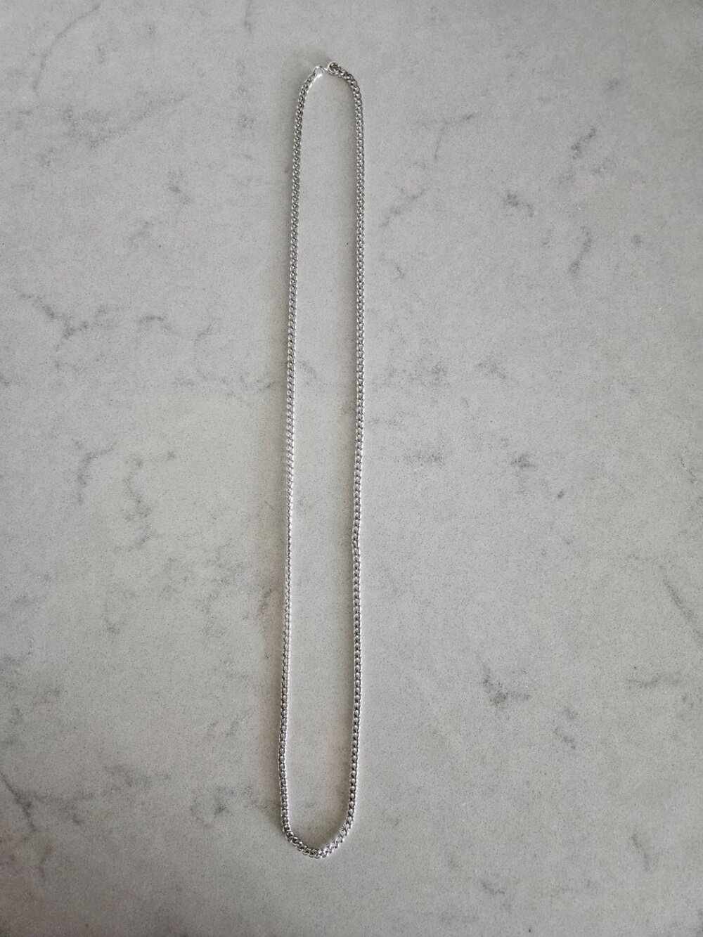 WOMEN'S OR MEN'S SILVER INTERLOCKING OVAL LINK 24" LONG NECKLACE